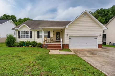 Exterior - 562 Bluff View Dr, Ringgold, GA 30736 photo 3 of 14