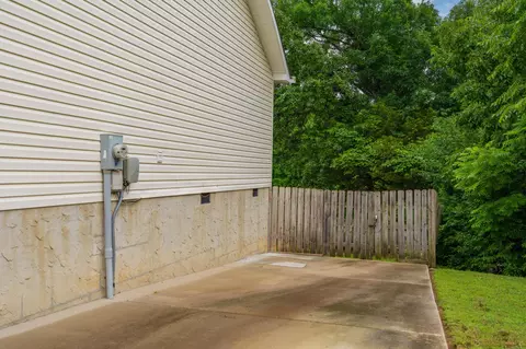 Exterior - 562 Bluff View Dr, Ringgold, GA 30736 photo 12 of 14