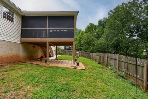 Exterior - 562 Bluff View Dr, Ringgold, GA 30736 photo 9 of 14