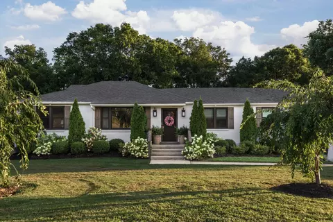 2805 Lincoya Dr, Nashville, TN 37214