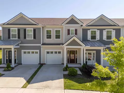 1038 Sweetleaf Dr, Franklin, TN 37064
