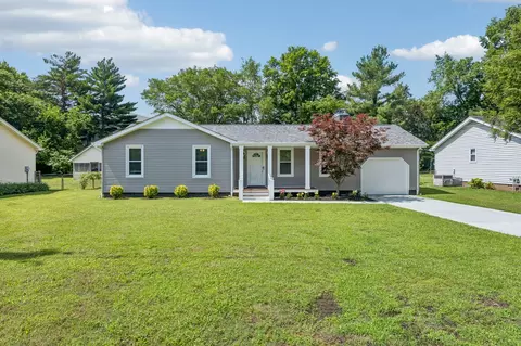 105 N Hampton Ct, Smyrna, TN 37167