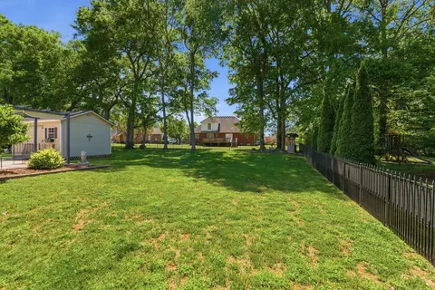 Exterior - 808 Peconic Pl, Murfreesboro, TN 37130 photo 6 of 7