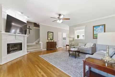 Living - 808 Peconic Pl, Murfreesboro, TN 37130 photo 1 of 3