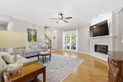 Living - 808 Peconic Pl, Murfreesboro, TN 37130 photo 3 of 3