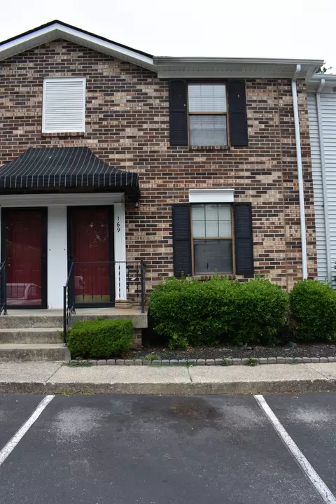 169 Edgewood Dr, Hendersonville, TN 37075