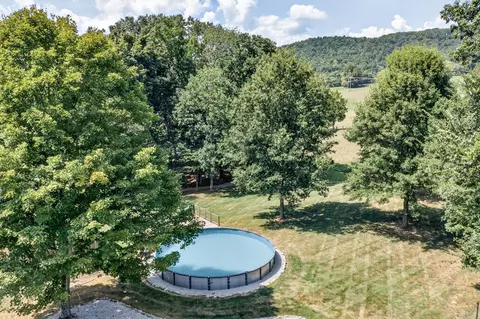 Exterior - 380 Webbs Camp Rd, Walling, TN 38587 photo 30 of 32