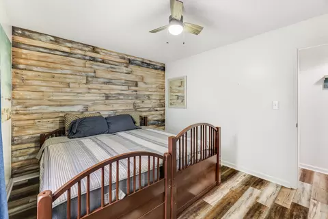 Bedroom - 380 Webbs Camp Rd, Walling, TN 38587 photo 9 of 11