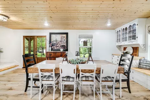 Dining - 380 Webbs Camp Rd, Walling, TN 38587 photo 3 of 3