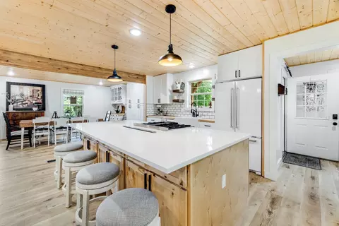 Kitchen - 380 Webbs Camp Rd, Walling, TN 38587 photo 3 of 9