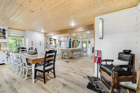 Dining - 380 Webbs Camp Rd, Walling, TN 38587 photo 1 of 3