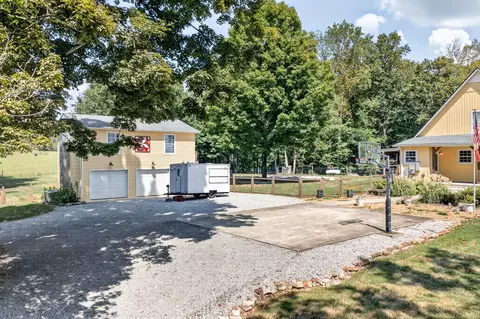 Exterior - 380 Webbs Camp Rd, Walling, TN 38587 photo 31 of 32