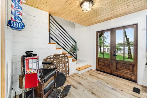Entry Way - 380 Webbs Camp Rd, Walling, TN 38587 photo 1 of 3