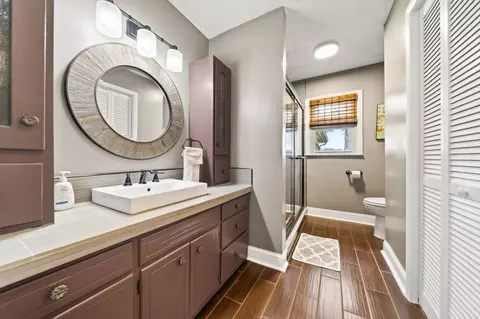 Bath - 7957 Bethlehem Rd, Springfield, TN 37172 photo 1 of 10