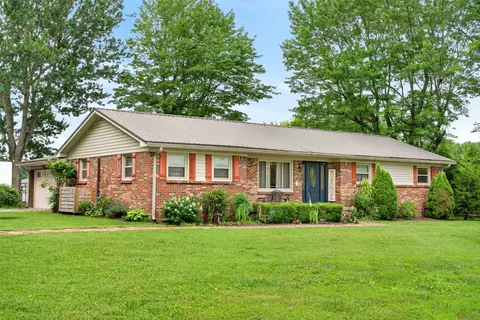 Exterior - 7957 Bethlehem Rd, Springfield, TN 37172 photo 5 of 12