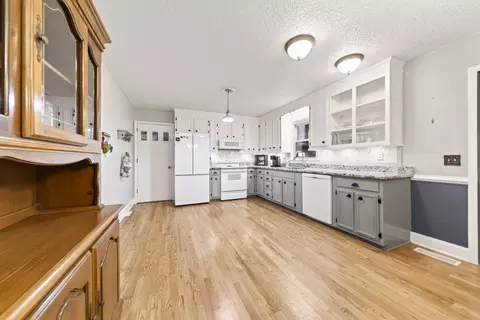 Kitchen - 7957 Bethlehem Rd, Springfield, TN 37172 photo 1 of 5