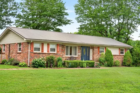 Exterior - 7957 Bethlehem Rd, Springfield, TN 37172 photo 6 of 12