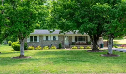 119 Tollgate Rd, Pulaski, TN 38478
