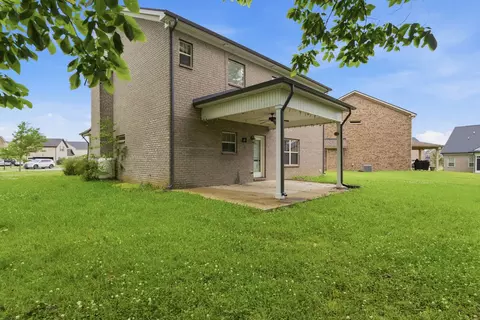 Exterior - 625 Eagleview Dr, Eagleville, TN 37060 photo 4 of 6