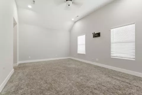 Living - 625 Eagleview Dr, Eagleville, TN 37060 photo 6 of 6