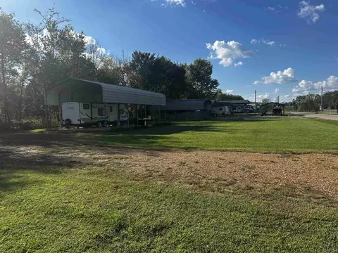 0 Catfish Ln, Crump, TN 38327