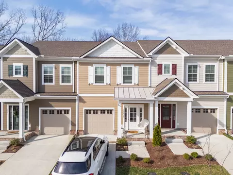 1079 Sweetleaf Dr, Franklin, TN 37064