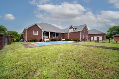 Exterior - 4775 Bass Rd, Murfreesboro, TN 37129 photo 10 of 12