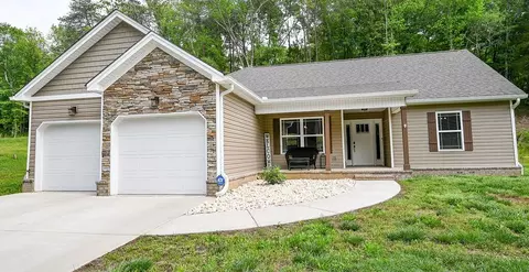 1905 Green Pond Rd, Soddy Daisy, TN 37379