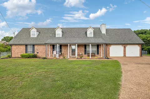 512 Decherd Ln, Smyrna, TN 37167