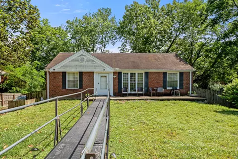 2402 Pafford Dr, Nashville, TN 37206