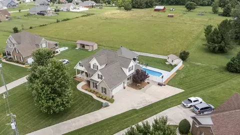 144 Richland Ct, Manchester, TN 37355