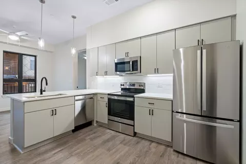 1014 16th Ave S #302, Nashville, TN 37212