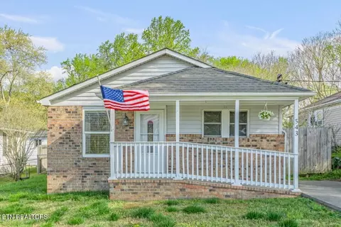 543 Henderson St, Harriman, TN 37748