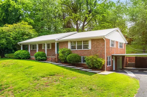 2802 Elm Dr NE, Cleveland, TN 37312