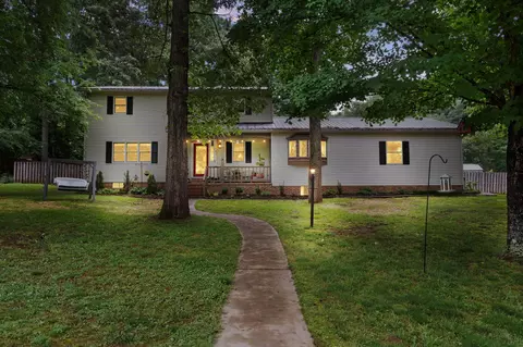 163 Mapleton Forest Dr NW, Cleveland, TN 37312
