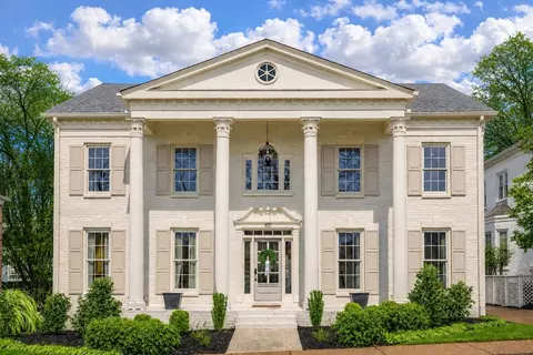 107 Chatsworth Dr, Nashville, TN 37215