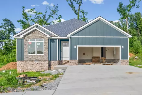 979 Bankside Dr, Clarksville, TN 37043