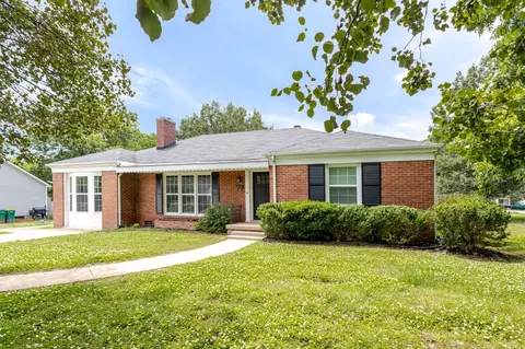 238 Elm Ave, Lewisburg, TN 37091