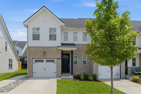 1319 Halter Park Dr, Gallatin, TN 37066