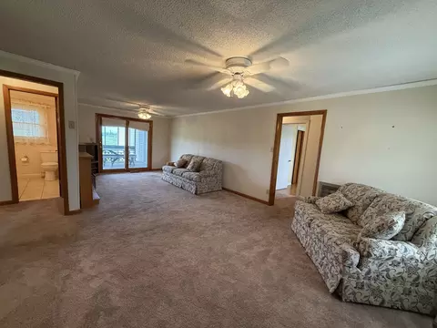 Living - 2971 Monroe Floyd Rd, Decherd, TN 37324 photo 4 of 4