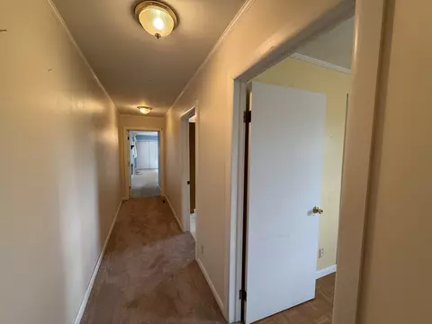 Entry Way - 2971 Monroe Floyd Rd, Decherd, TN 37324 photo 1 of 1