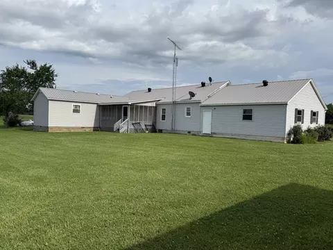 Exterior - 2971 Monroe Floyd Rd, Decherd, TN 37324 photo 3 of 8