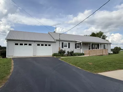 Exterior - 2971 Monroe Floyd Rd, Decherd, TN 37324 photo 2 of 8