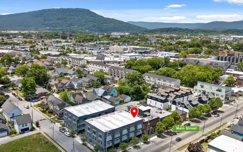 550 E Main St #102, Chattanooga, TN 37408