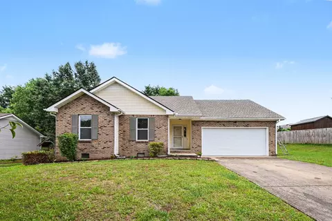 1774 Cabana Dr NE, Clarksville, TN 37042