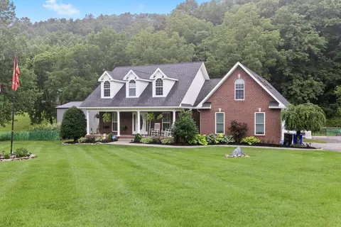 454 Campbell Hollow Rd, Bethpage, TN 37022