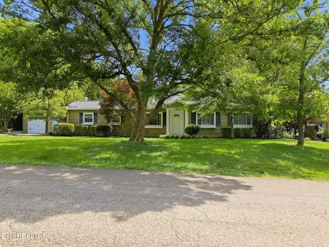 1312 Bradford Ln, Knoxville, TN 37919