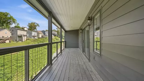 Exterior - 403 Druid Ln, Chattanooga, TN 37405 photo 4 of 10