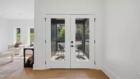 Entry Way - 403 Druid Ln, Chattanooga, TN 37405 photo 7 of 12