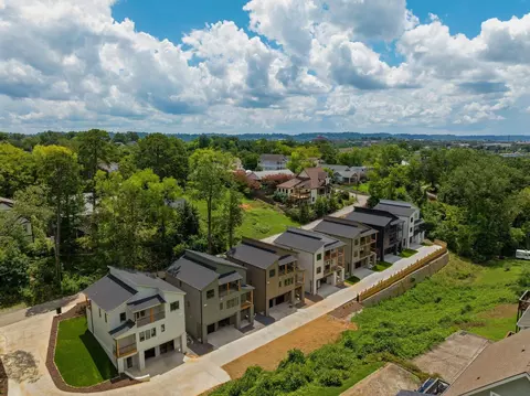View/Area - 403 Druid Ln, Chattanooga, TN 37405 photo 7 of 11